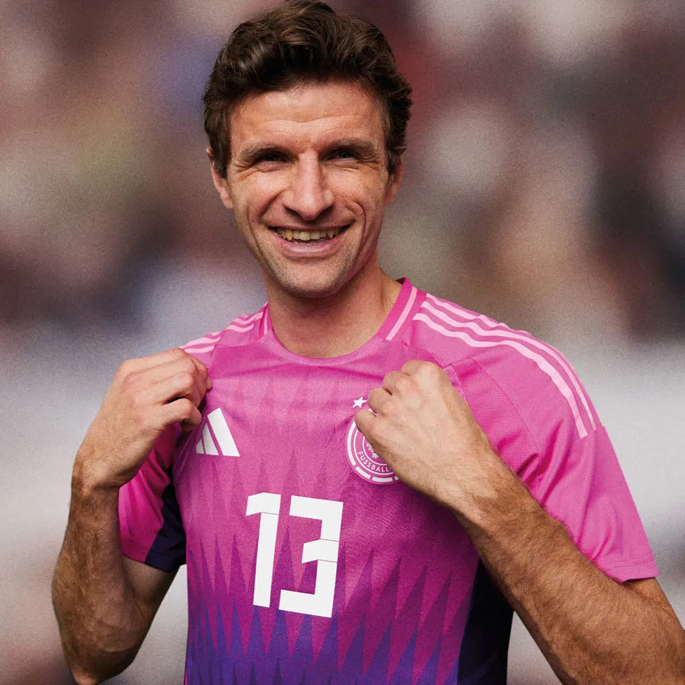 2024/25 Germany Away Pink Fans Long Sleeve Jersey Detail 2