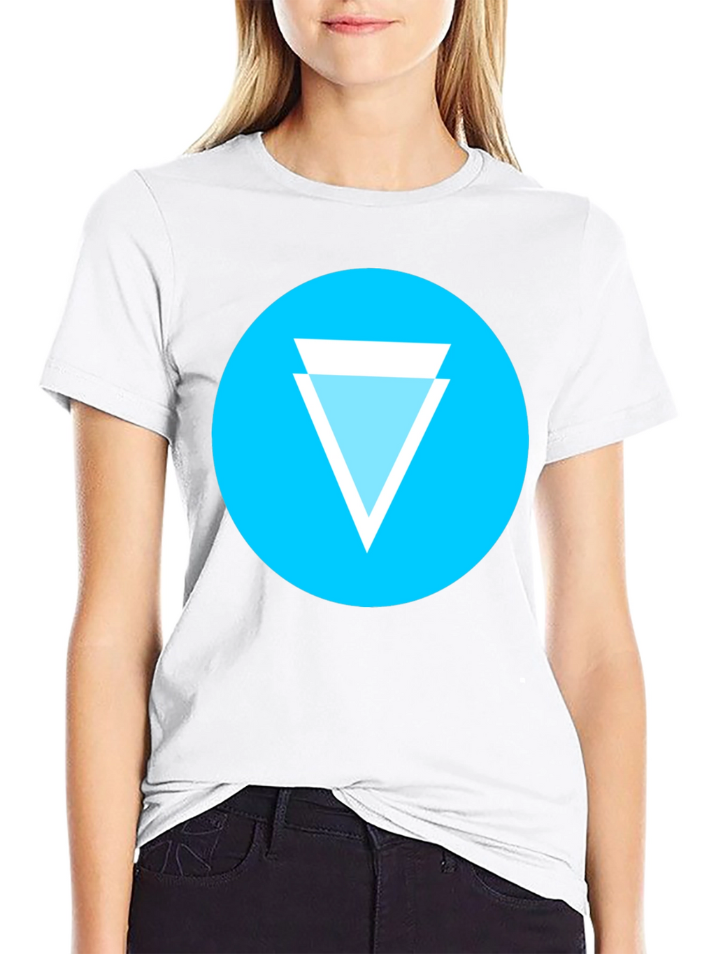 Geometric Tee: Cyan Circle Design T-Shirt