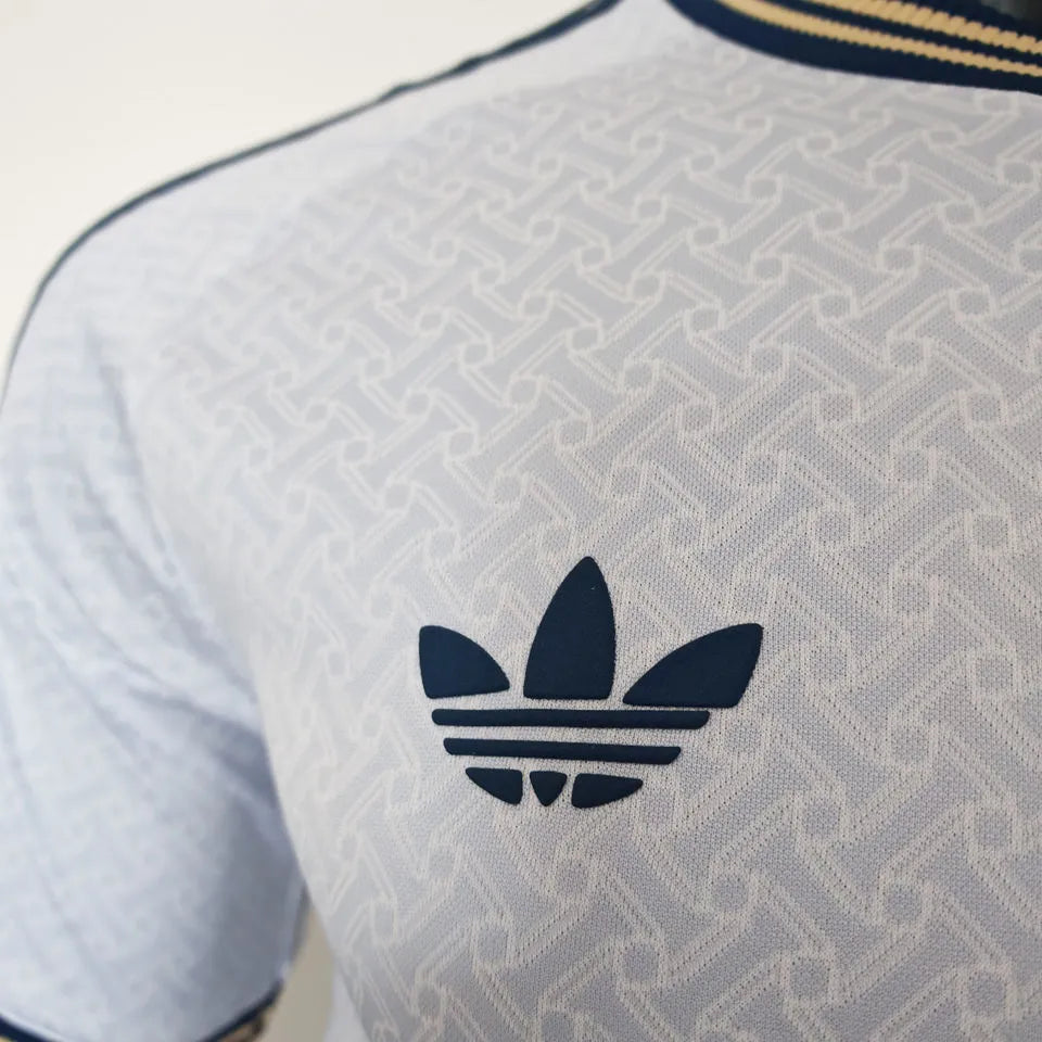 2026/27 Italy Away White Player Version Soccer Jersey Detail 3