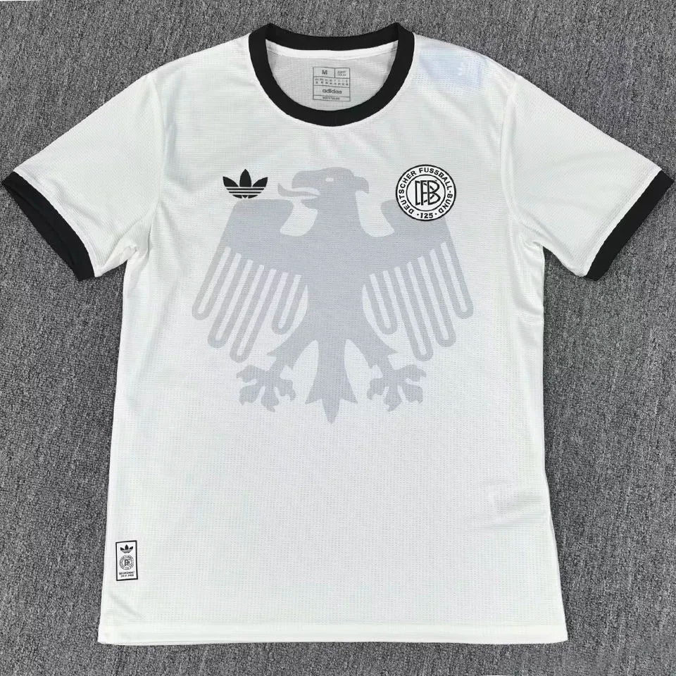 2025/26 Germany 125Th Special Edition White Fans Jersey 胸前有暗纹 Front
