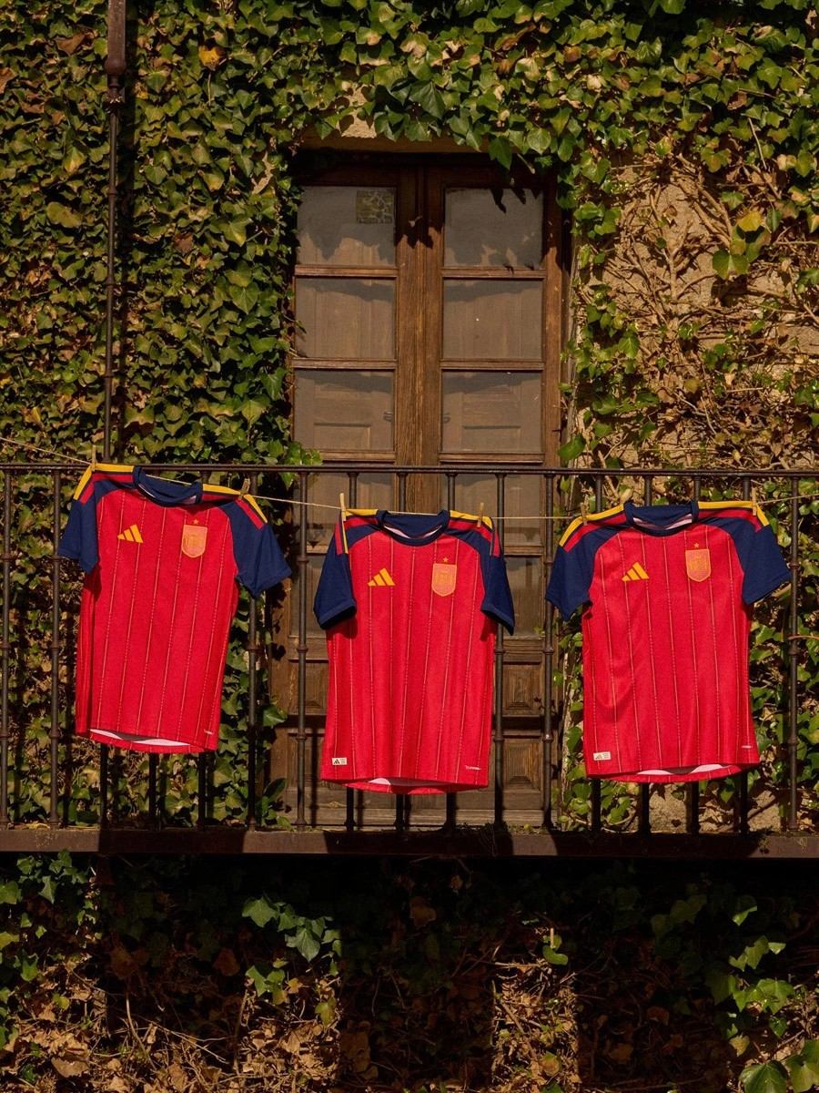 Spain Home Match Long Sleeve Jersey Player Version World Cup 2026 Image 5