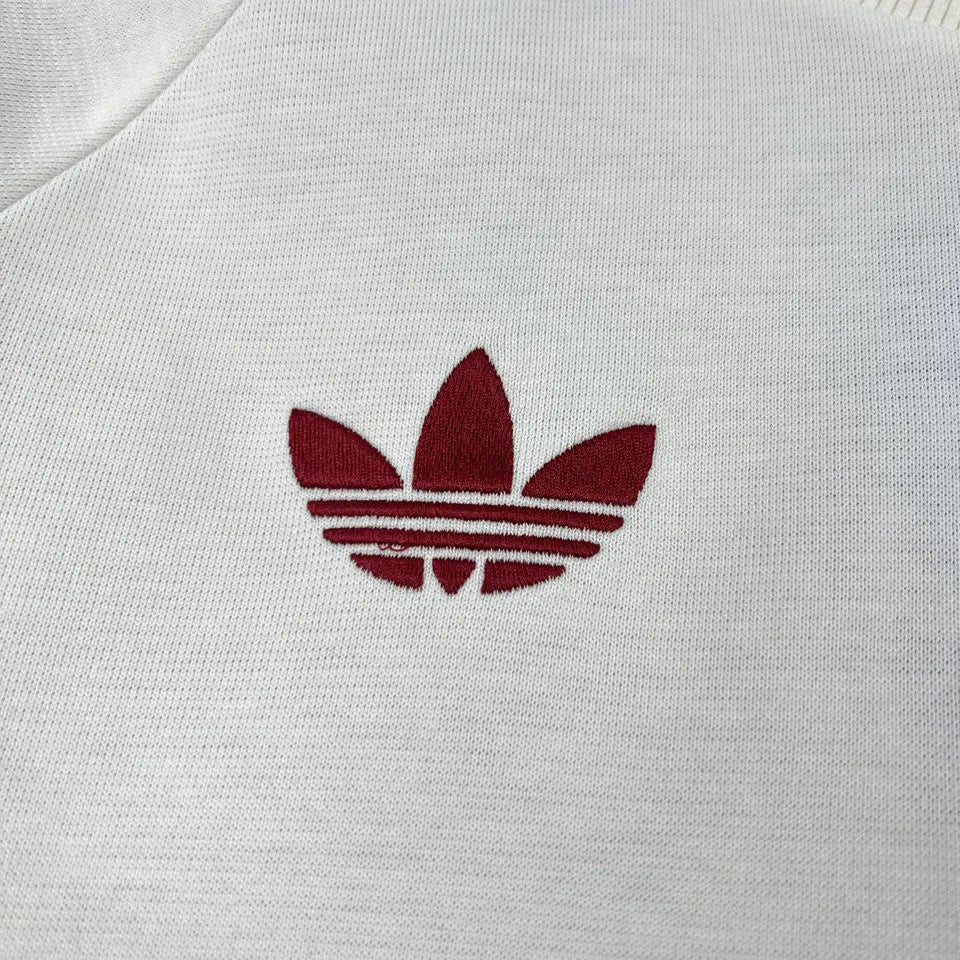2026/27 Spain Retro Style Pure Jersey Detail 3