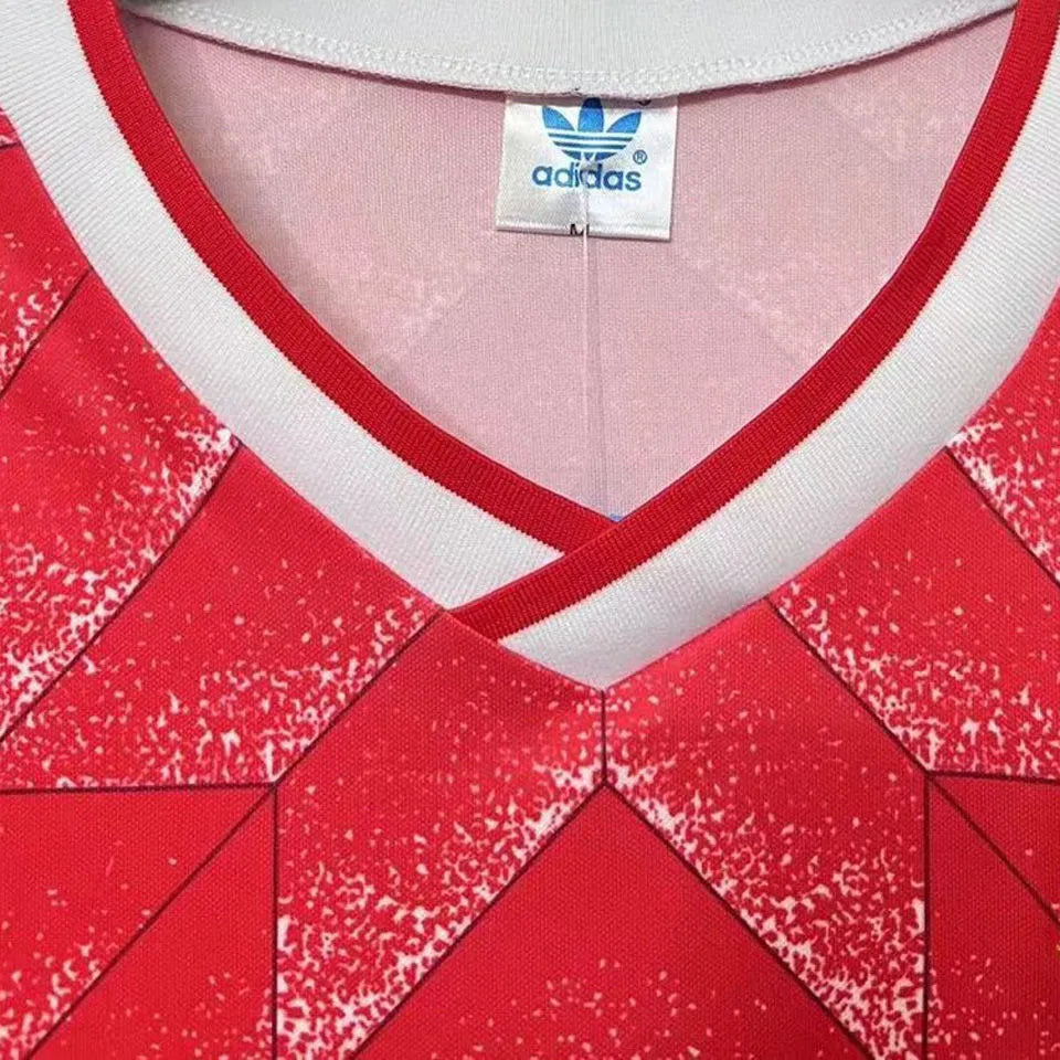 1988/89 CCCP Home Red Retro Soccer Jersey Detail 1