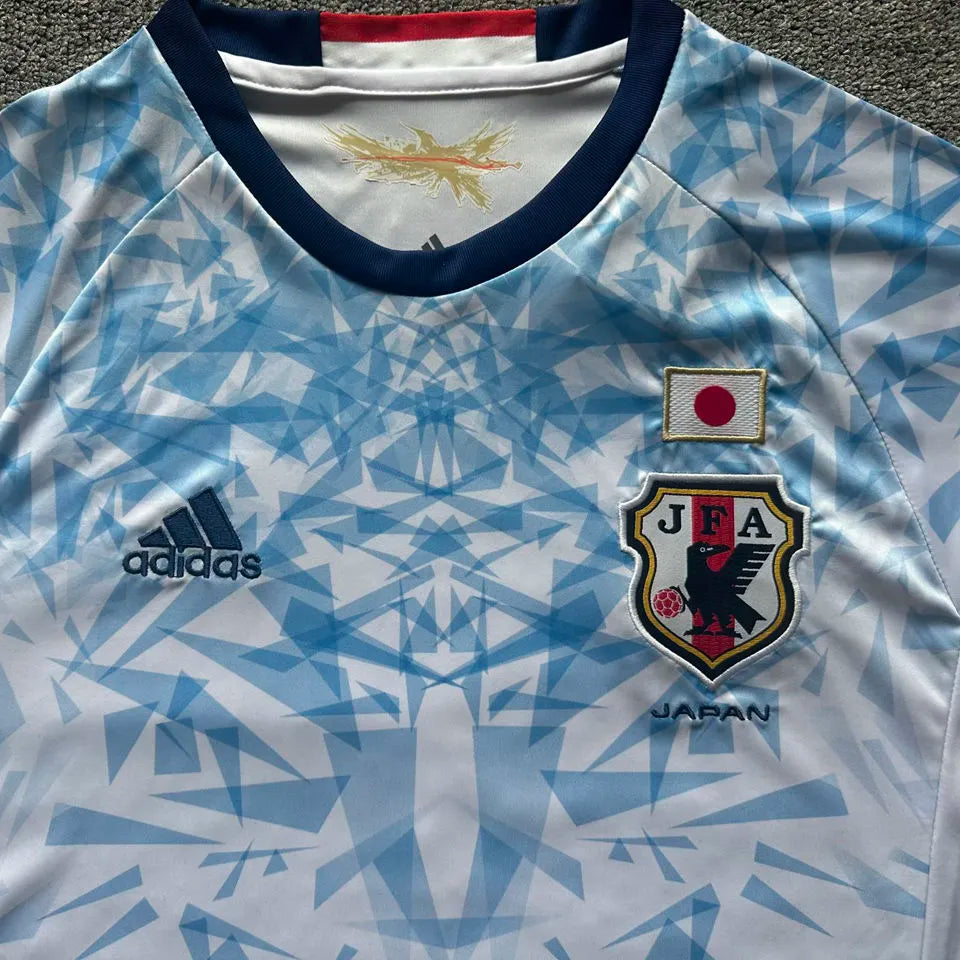2016/17 Japan Away White Retro Soccer Jersey Detail 1