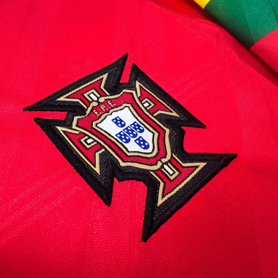 1992/94 Portugal Home Retro Soccer Jersey Detail 2