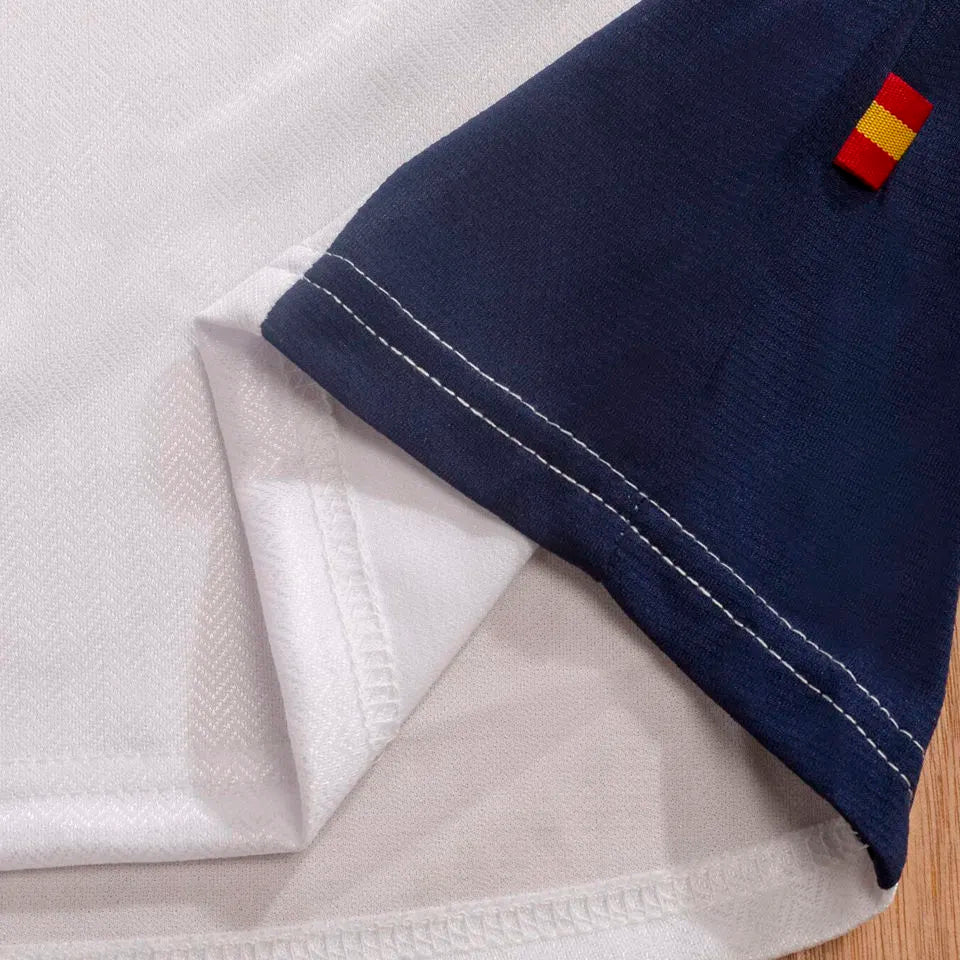 1998 Spain Away Retro Soccer Jersey Detail 4