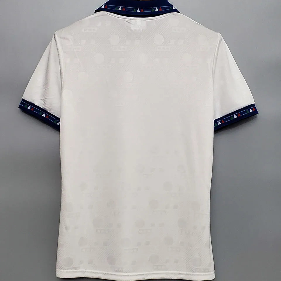 1994 Italy Away White Retro Soccer Jersey Detail 1