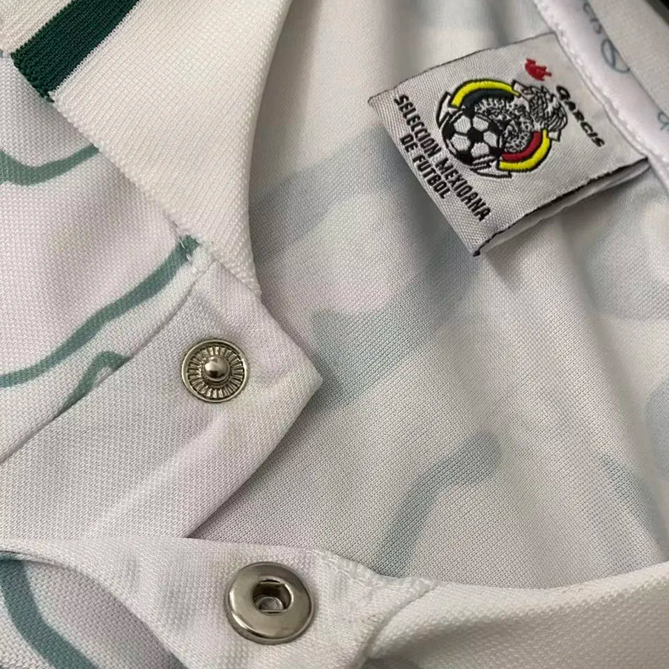 1999 Mexico Away Retro Soccer Jersey Detail 2