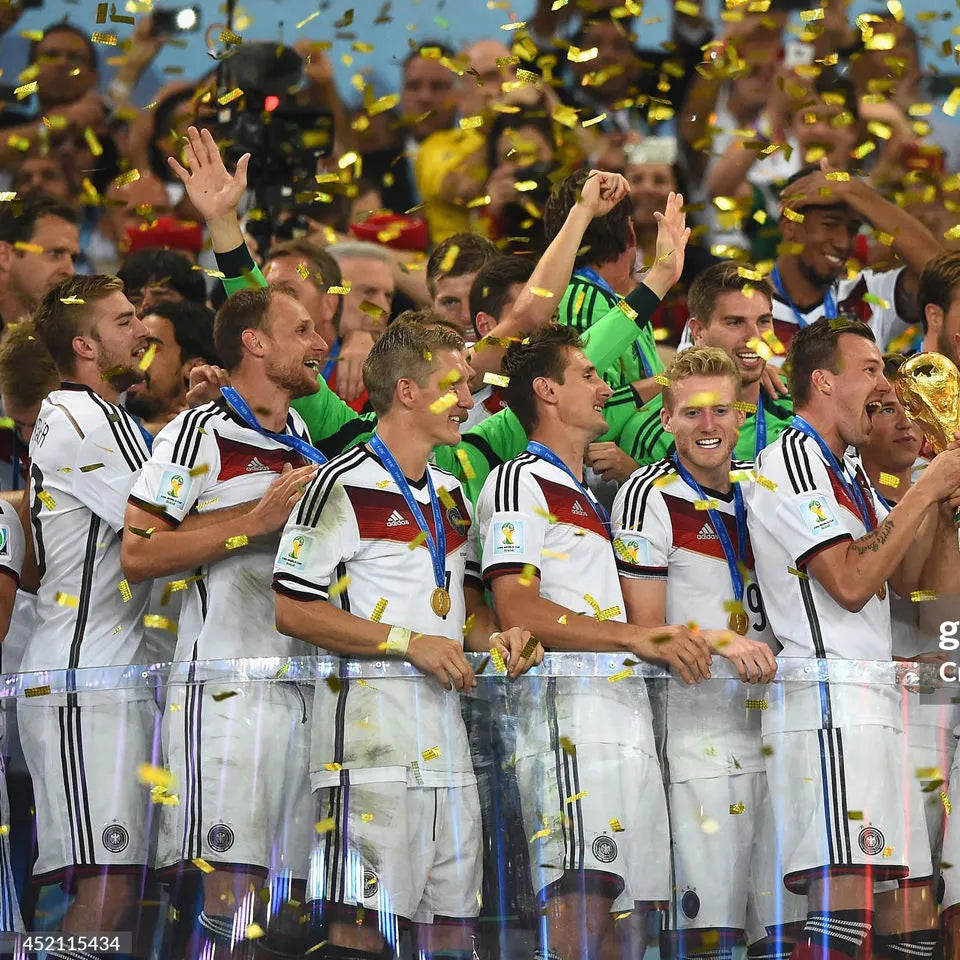 2014 Germany Home White Retro Fans Soccer Jersey 3 Start 三星 Detail 1