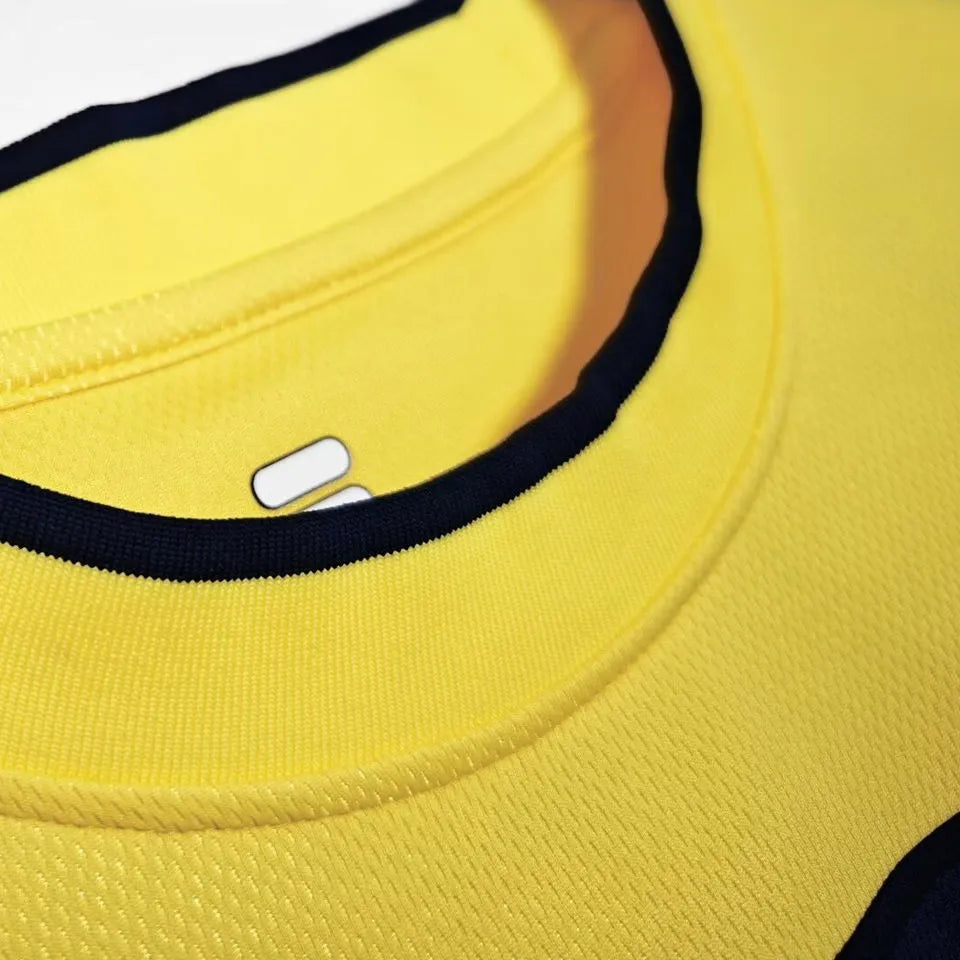 2002 Scotland Away Yellow Retro Soccer Jersey Detail 4