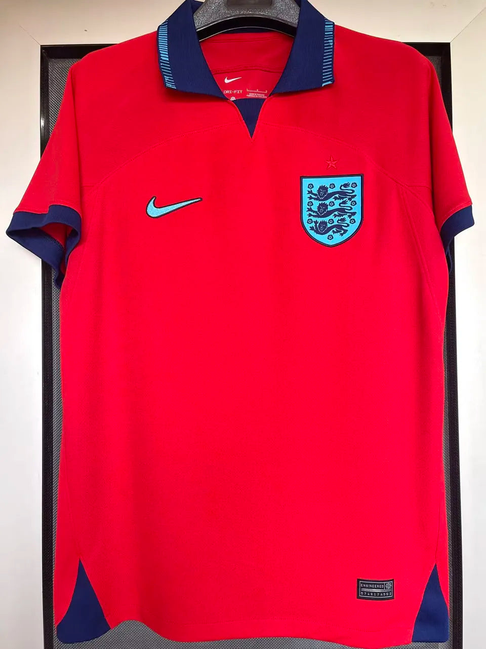 2022/23 England 1:1 Quality Away Red Fans Soccer Jersey Front