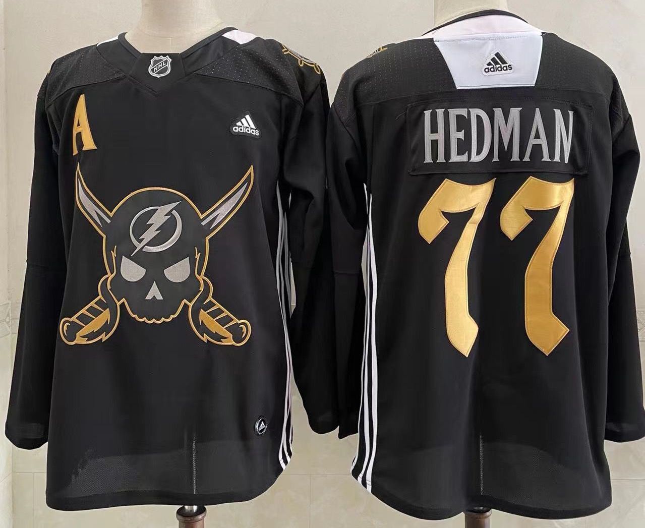 Men's Tampa Bay Lightning Victor Hedman #77 Black Player Jerseys