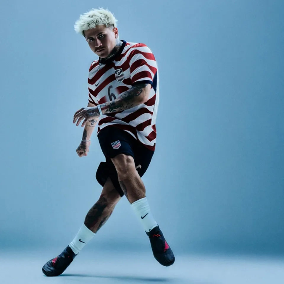 2026/27 U.S Home White And Red Player Version Soccer Jersey 背后是空白 Detail 1