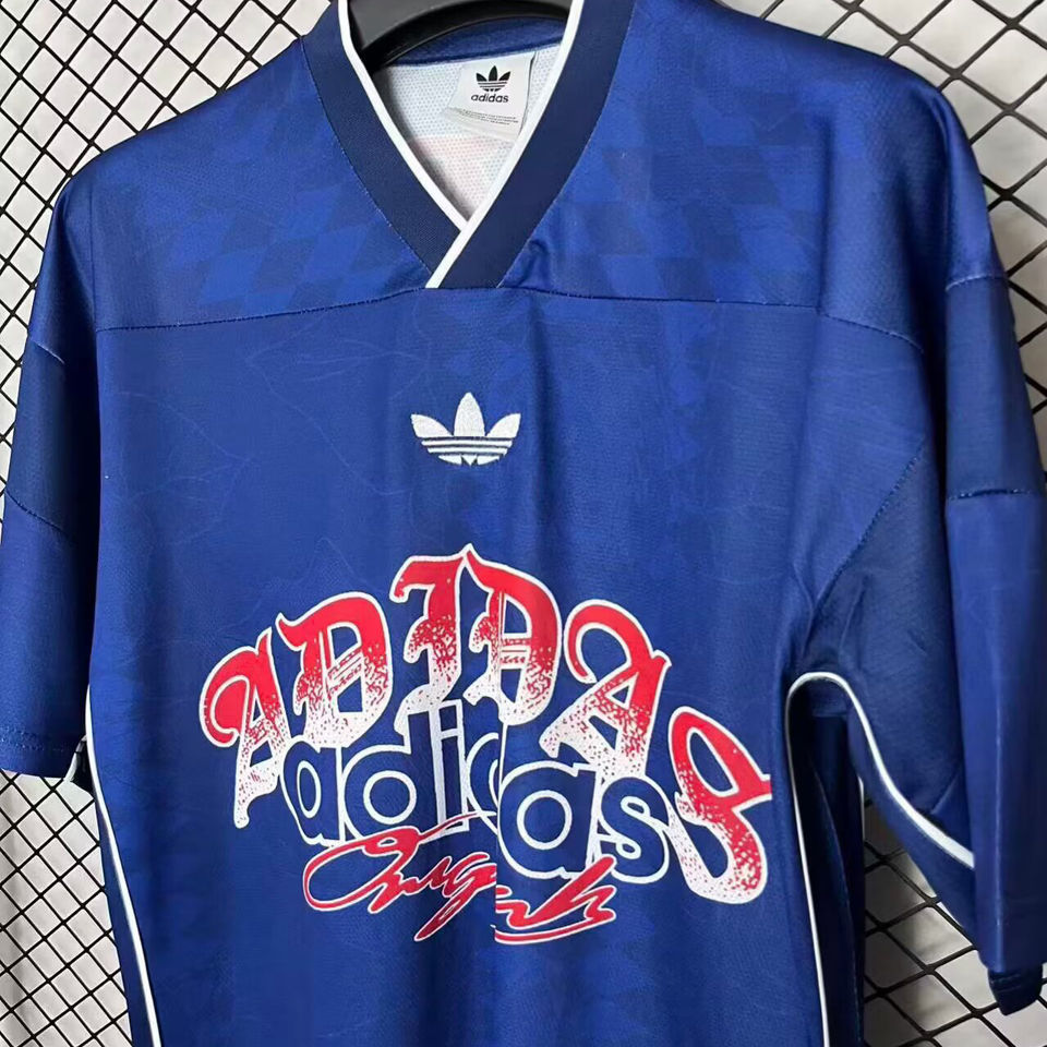 2026/27 AD x 03 Rose Retro Style Fans Jersey Item NO.: 2152151 Detail 2