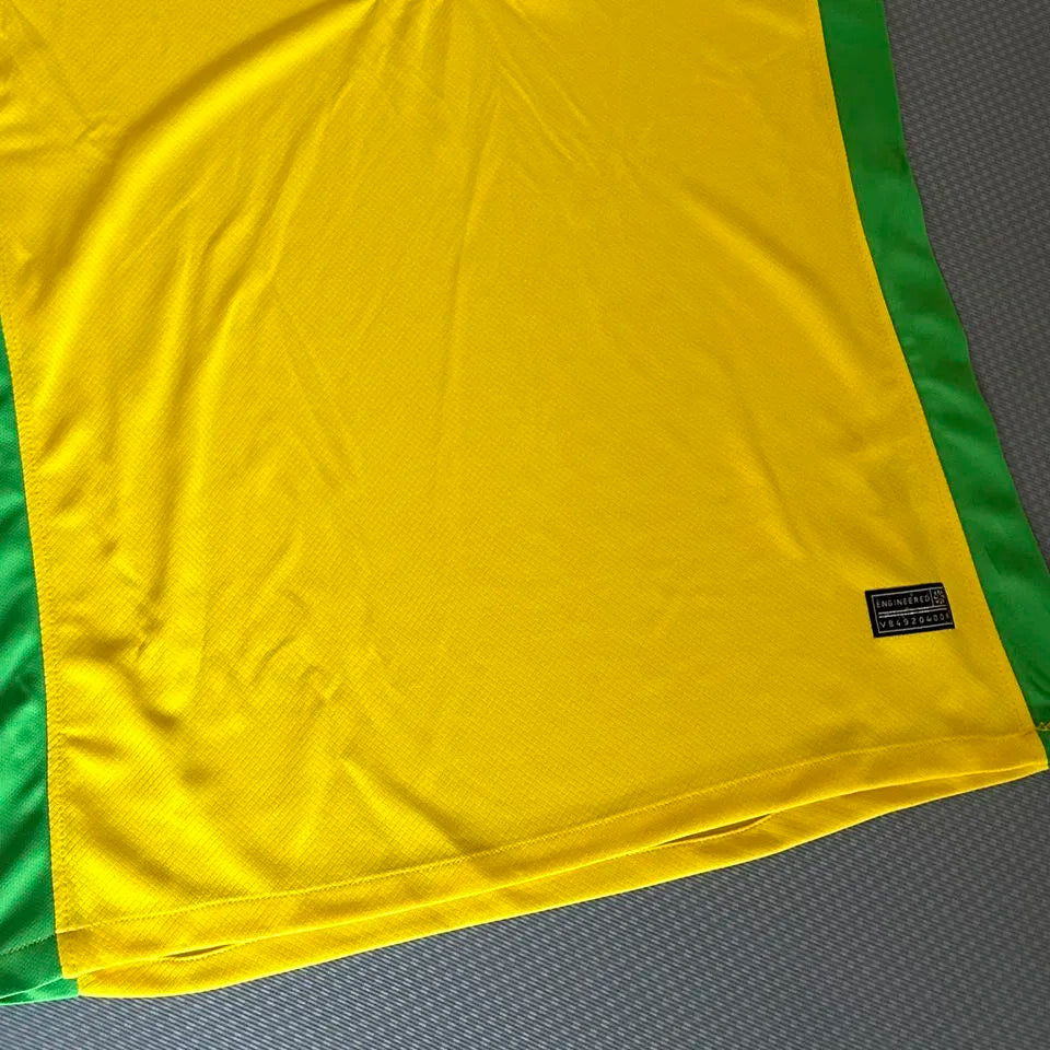 2025/26 Brazil Home Yellow Fans Jersey Detail 3