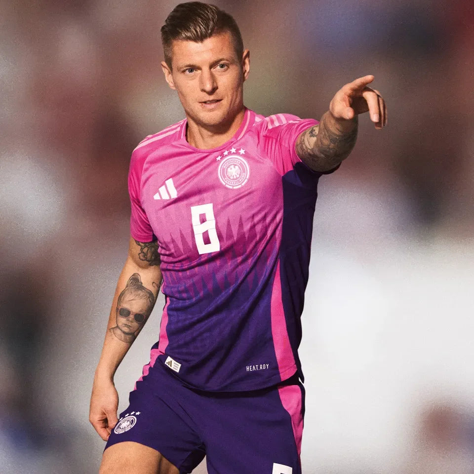 HAVERTZ #7 Germany 1:1 Quality Away Pink Fans Soccer Jersey 2024/25 ★★ Detail 1