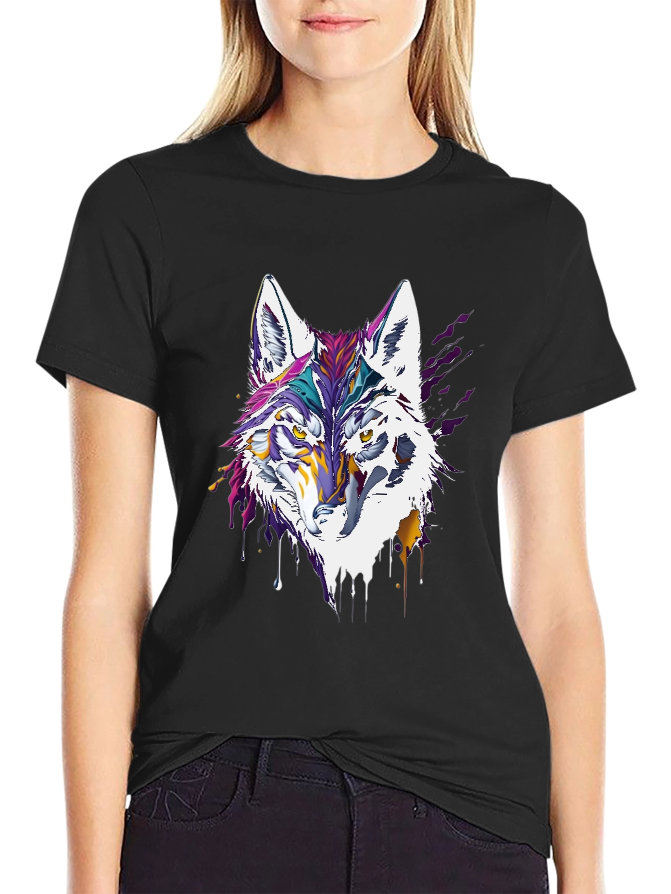 Artistic Wolf Graphic Tee - Modern Style