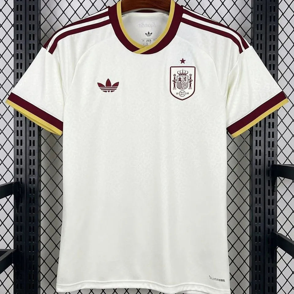 2026/27 Spain 1:1 Quality Away White Fans Soccer Jersey (Have Right Patch 有右臂章 金底白字） Detail 1