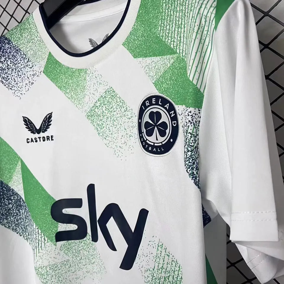 2026/27 Ireland Away White Fans Soccer Jersey Detail 2