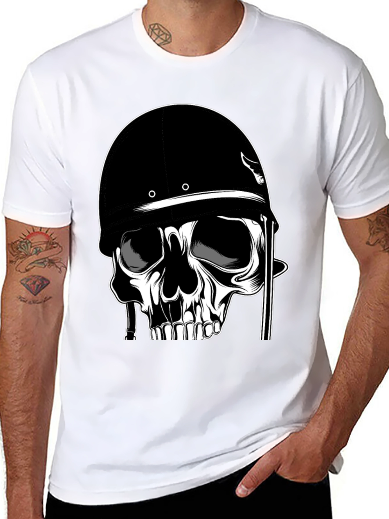 Skull in Helmet Graphic T-Shirt