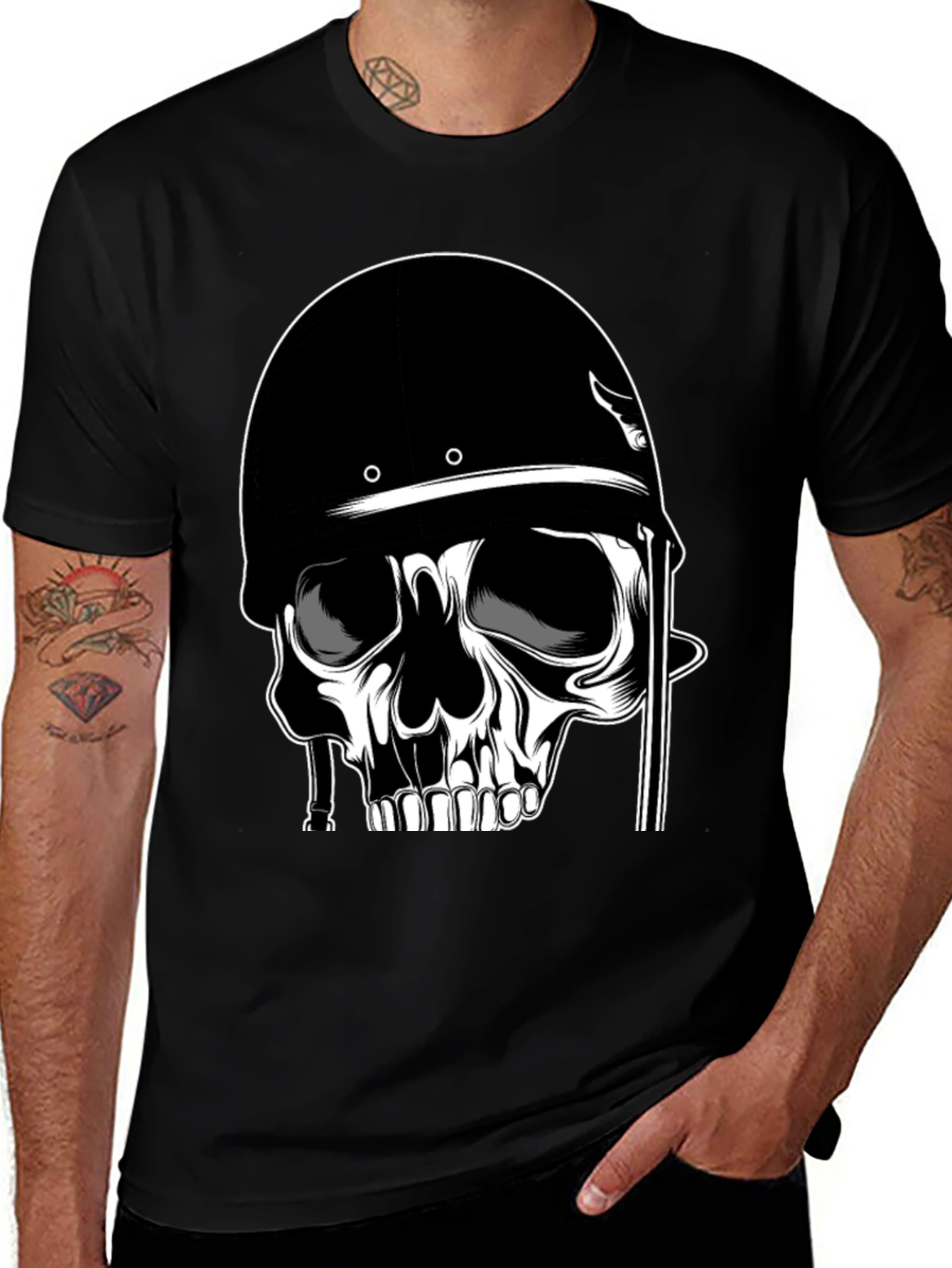 Skull in Helmet Graphic T-Shirt