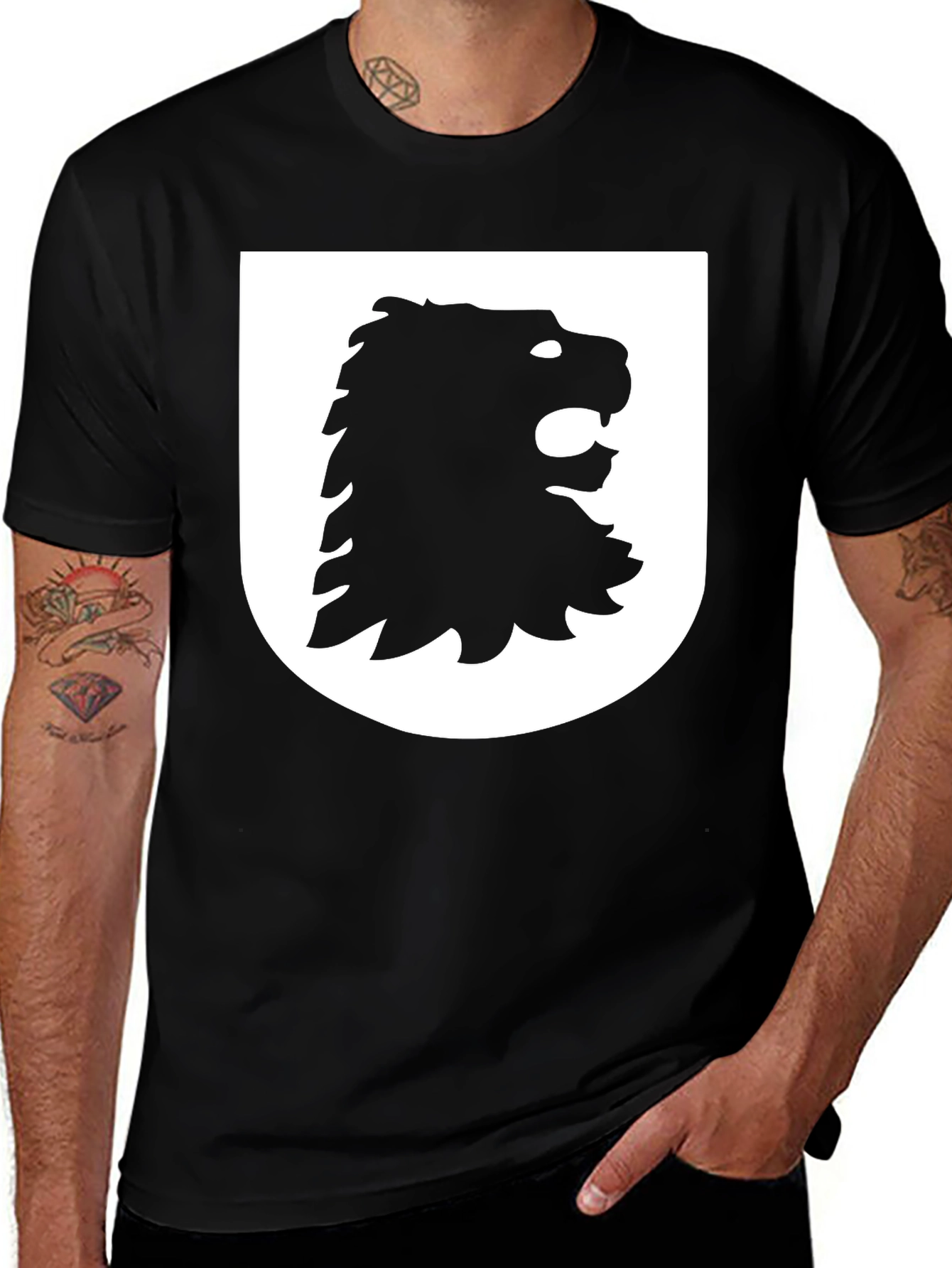 Lion Crest Graphic Black T-Shirt