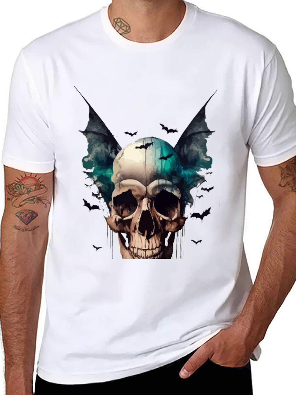 Skull & Bats Graphic Tee - Gothic Style T-Shirt