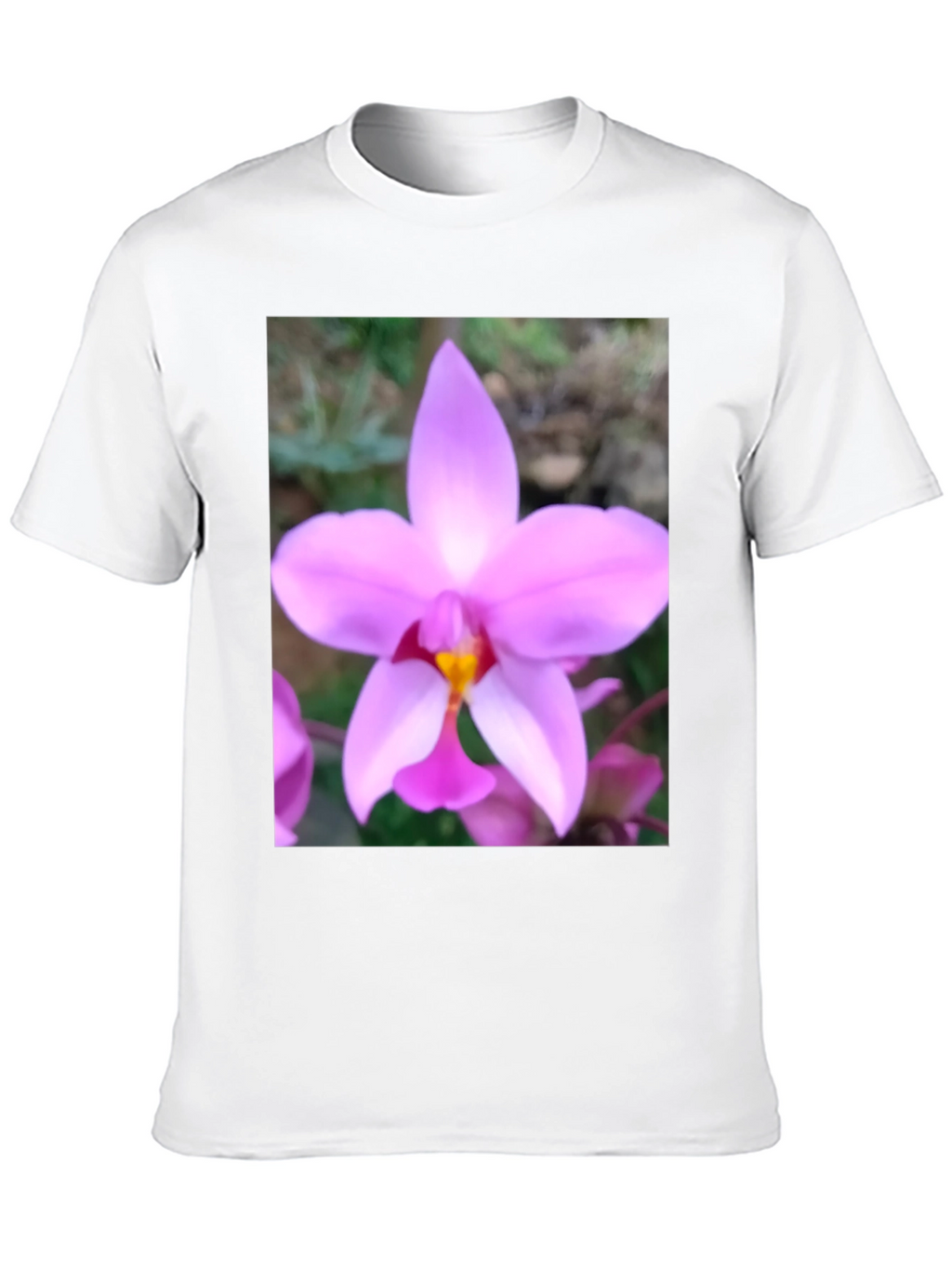 Floral Print T-Shirt: Nature-Inspired Casual Wear
