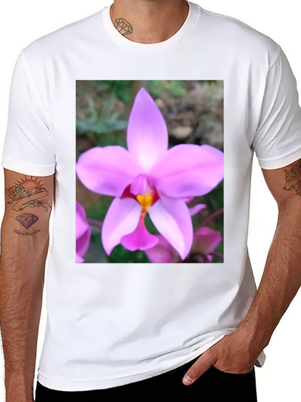Floral Print T-Shirt: Nature-Inspired Casual Wear