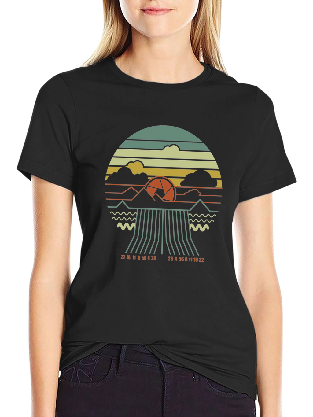 Retro Camera Aperture T-Shirt - Photography Enthusiast Tee